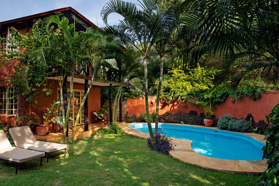 Arrival, fireside — Arusha · Kili Villas